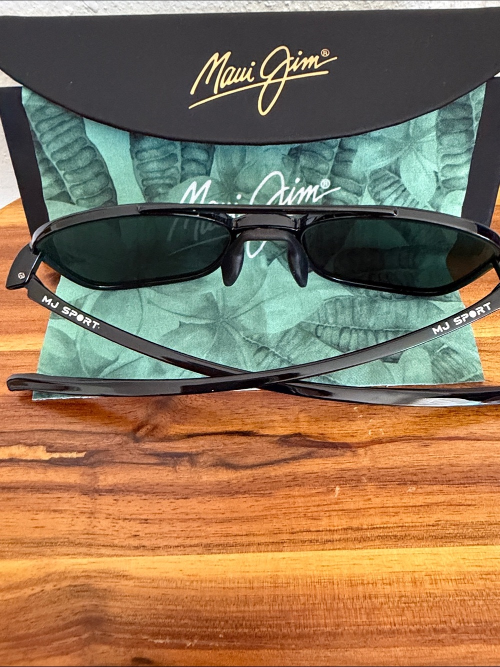 Maui Jim Keokea Black Polarized Aviator Sunglasses - Picture 7 of 8